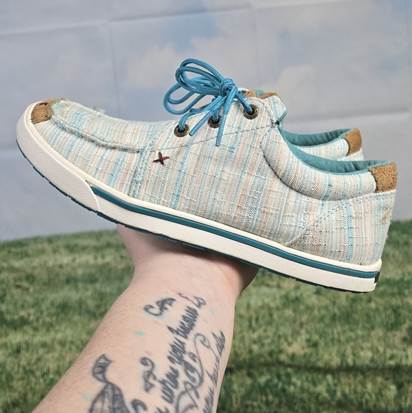 TWISTED X | HOOEY LOPER MOC TOE LACED CANVAS SNEAKERS - Picture 11 of 16